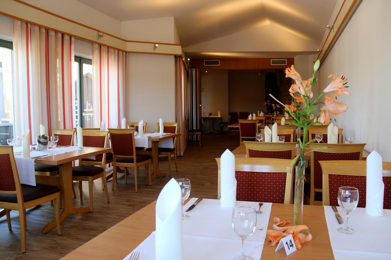 Hotel Restaurant Zehntscheune Sinsheim Exteriér fotografie